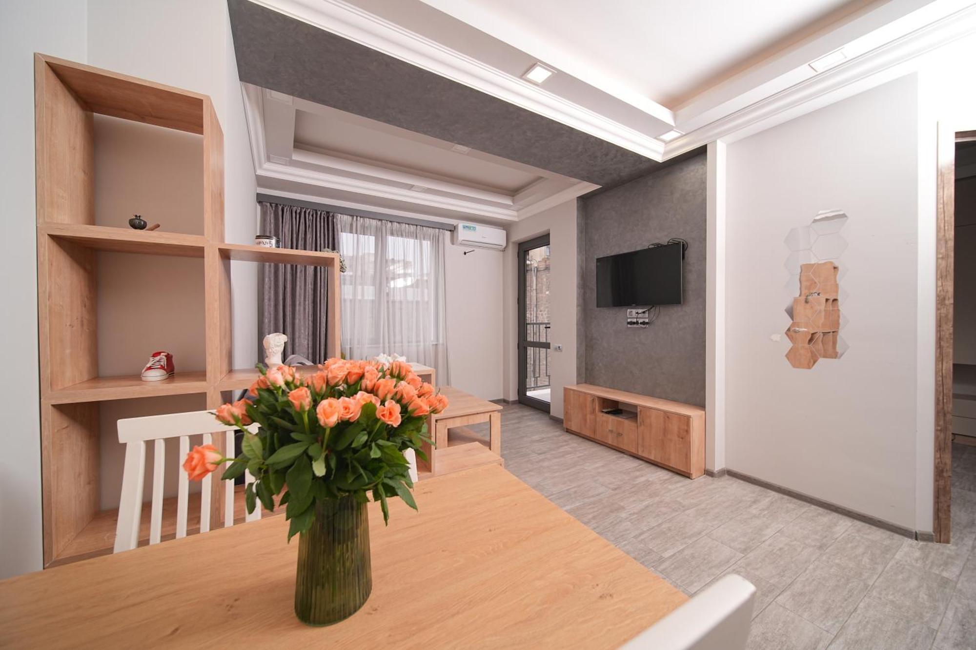 Cozy Apartments In The City Centre By Sweet Home Erywań Zewnętrze zdjęcie