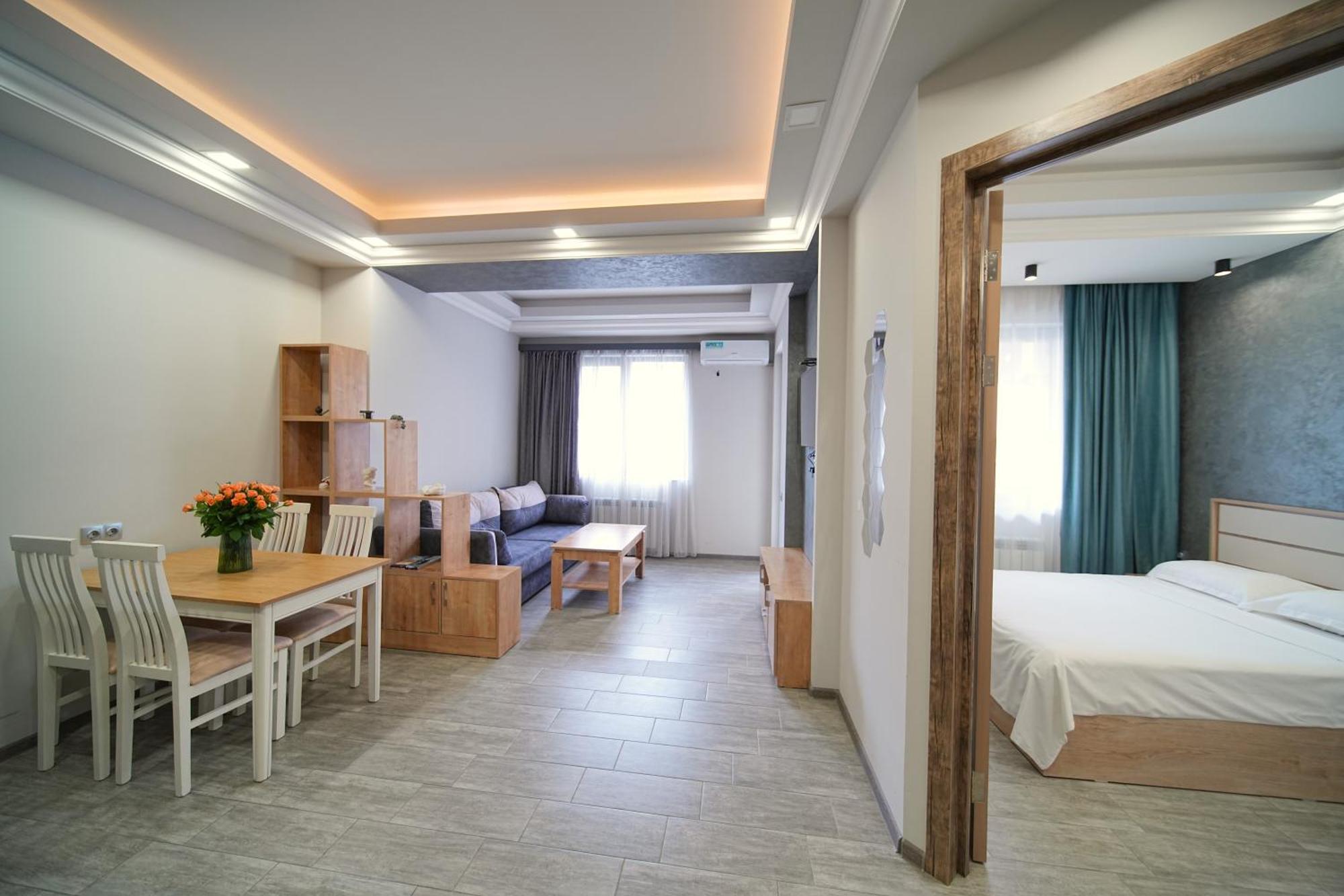 Cozy Apartments In The City Centre By Sweet Home Erywań Zewnętrze zdjęcie