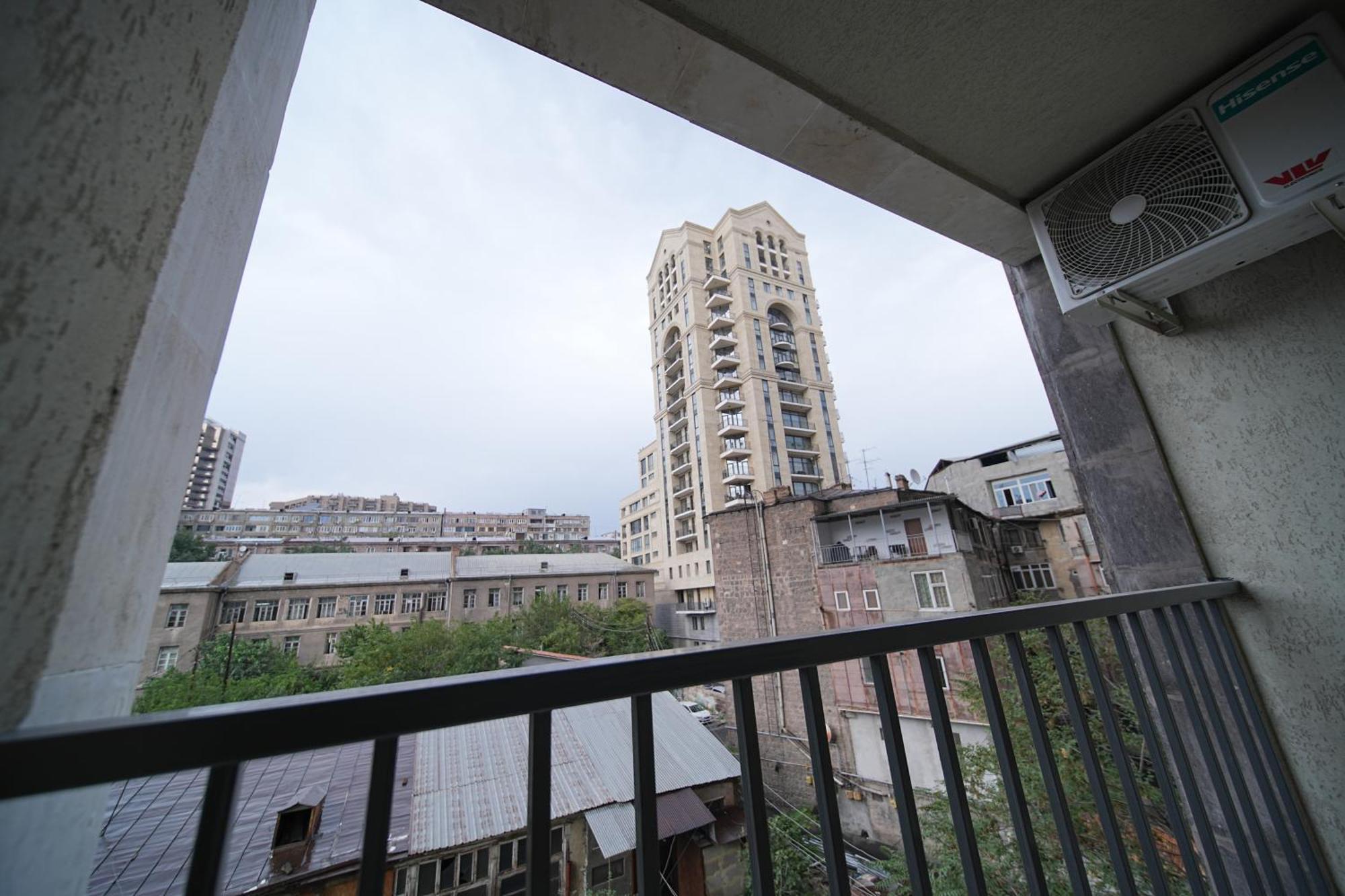 Cozy Apartments In The City Centre By Sweet Home Erywań Zewnętrze zdjęcie